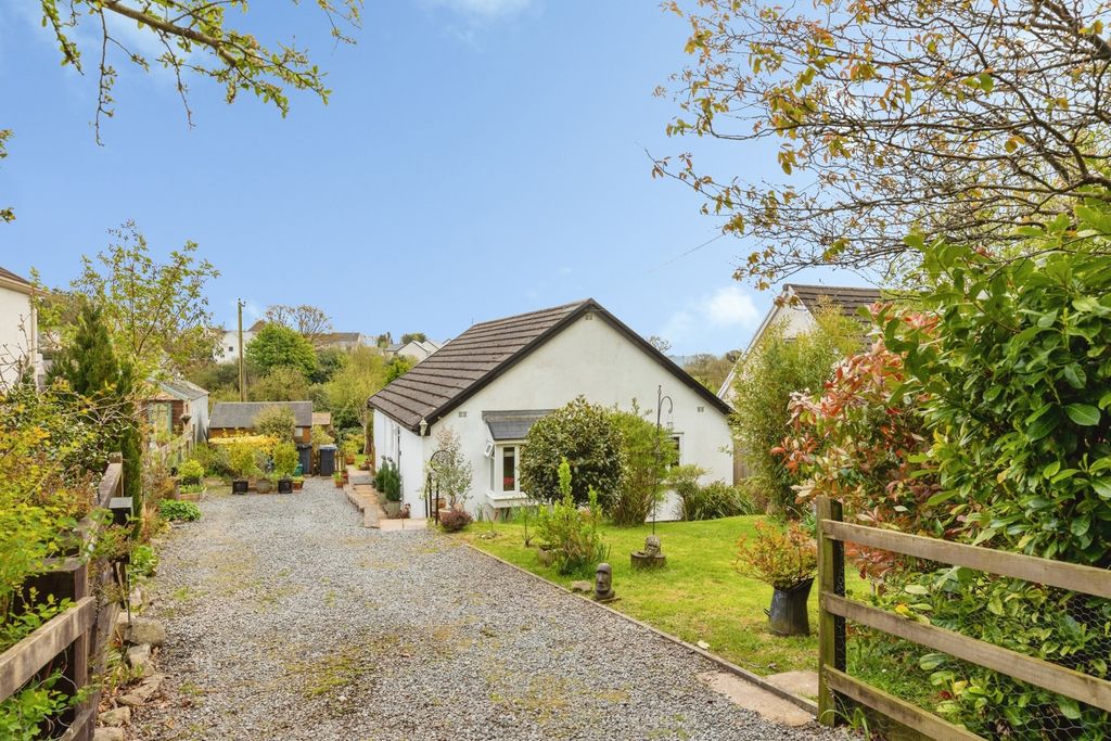 Property photo 1 of 26 Pbox-Img.Jpg