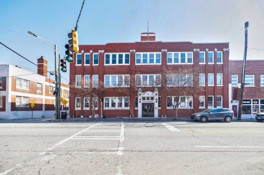 Property photo 1 of 26