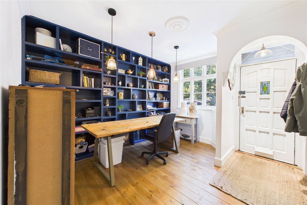 Property photo 2 of 10 Picture No. 09