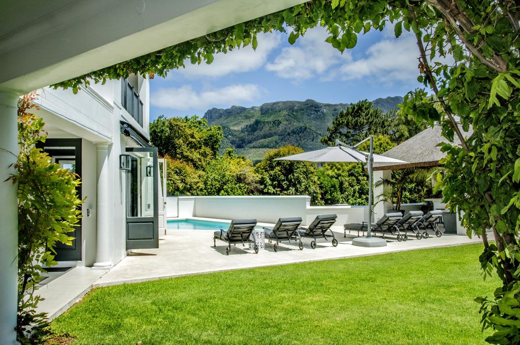 Property photo 3 of 69 Kw1731417