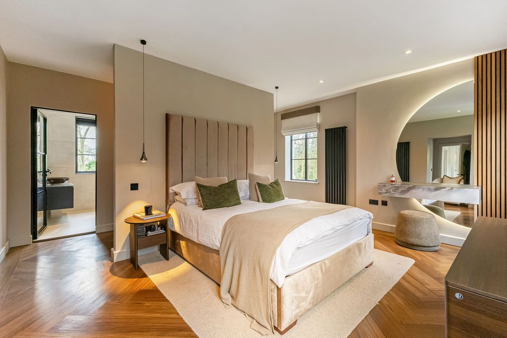 Additional image 23 of 7 bed detached house for saleUllenhall, Henley-In-Arden B95