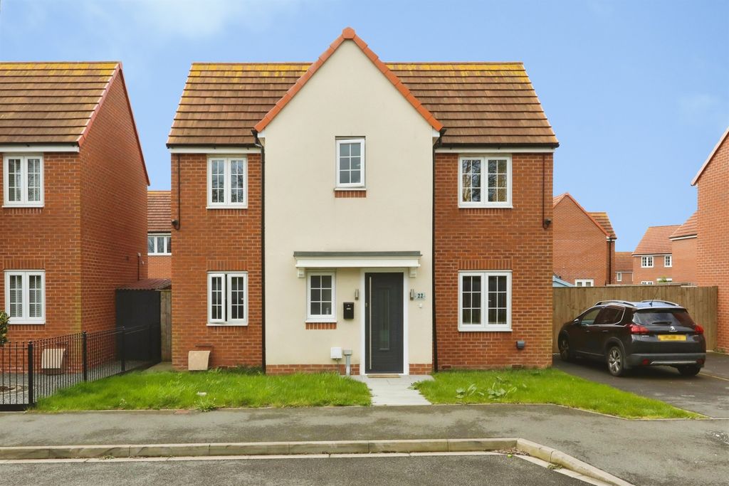 Property photo 1 of 13