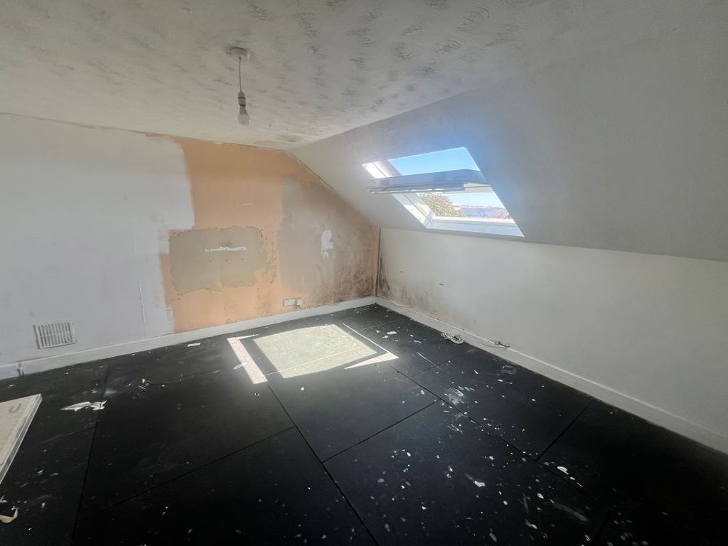 Property photo 2 of 5 Image 2