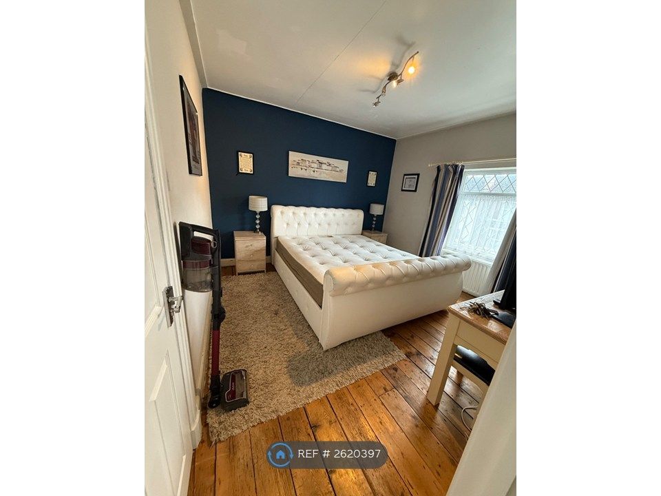 Property photo 1 of 5 Room 2 -