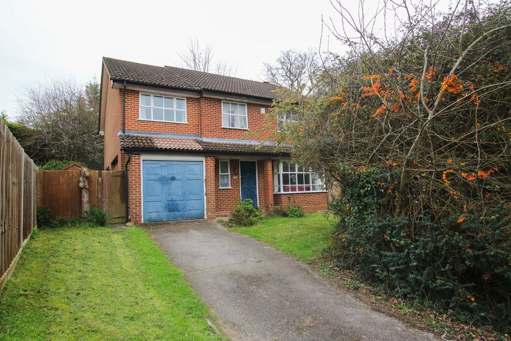 Property photo 1 of 11