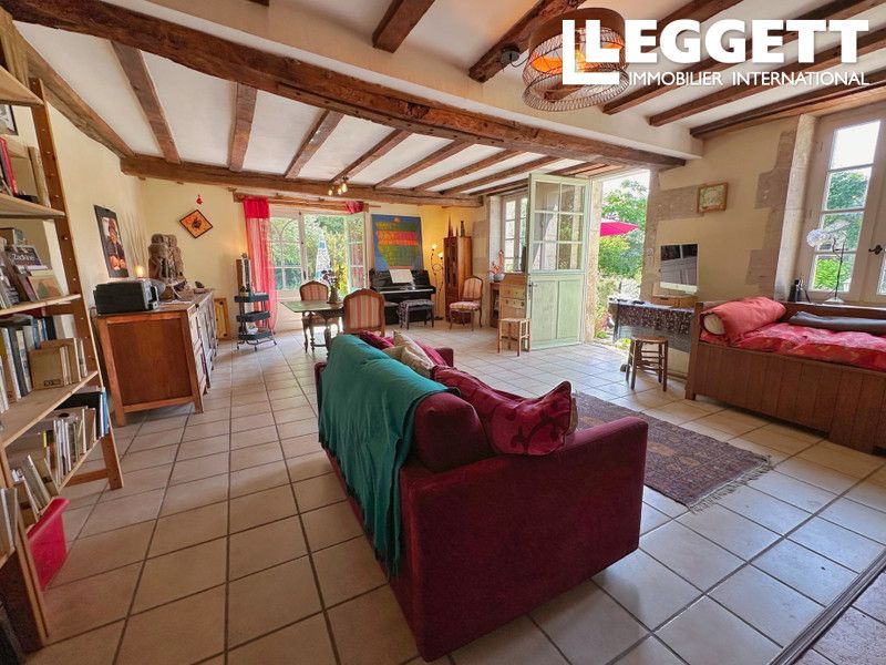 Property photo 3 of 10