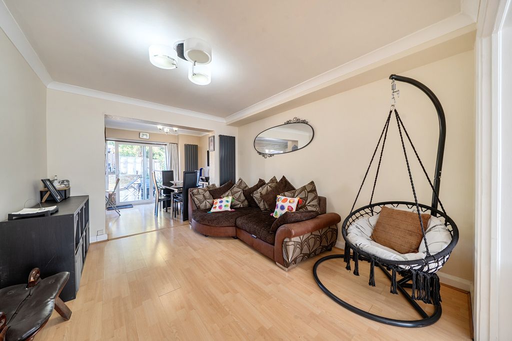 Property photo 3 of 20 1508517-17-6A82d6...