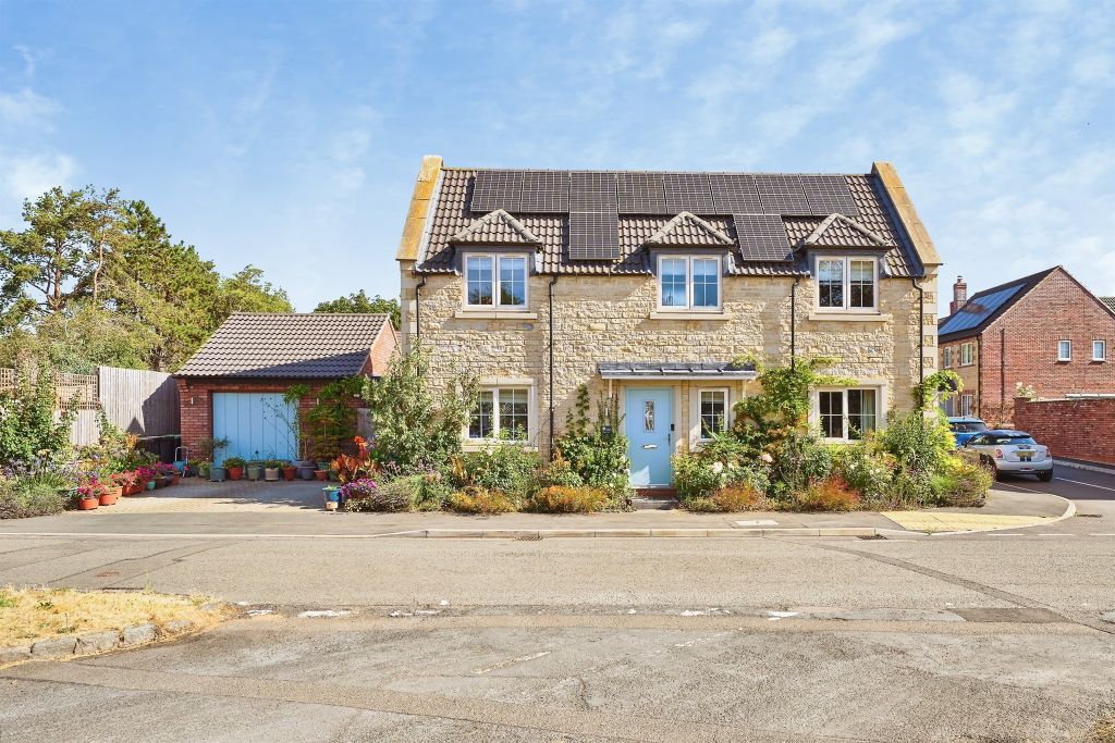 Property photo 1 of 19