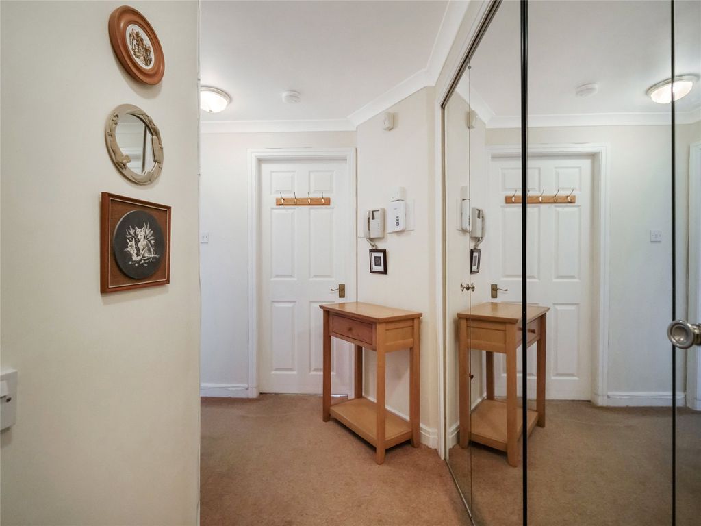 Property photo 2 of 20 Picture No. 02