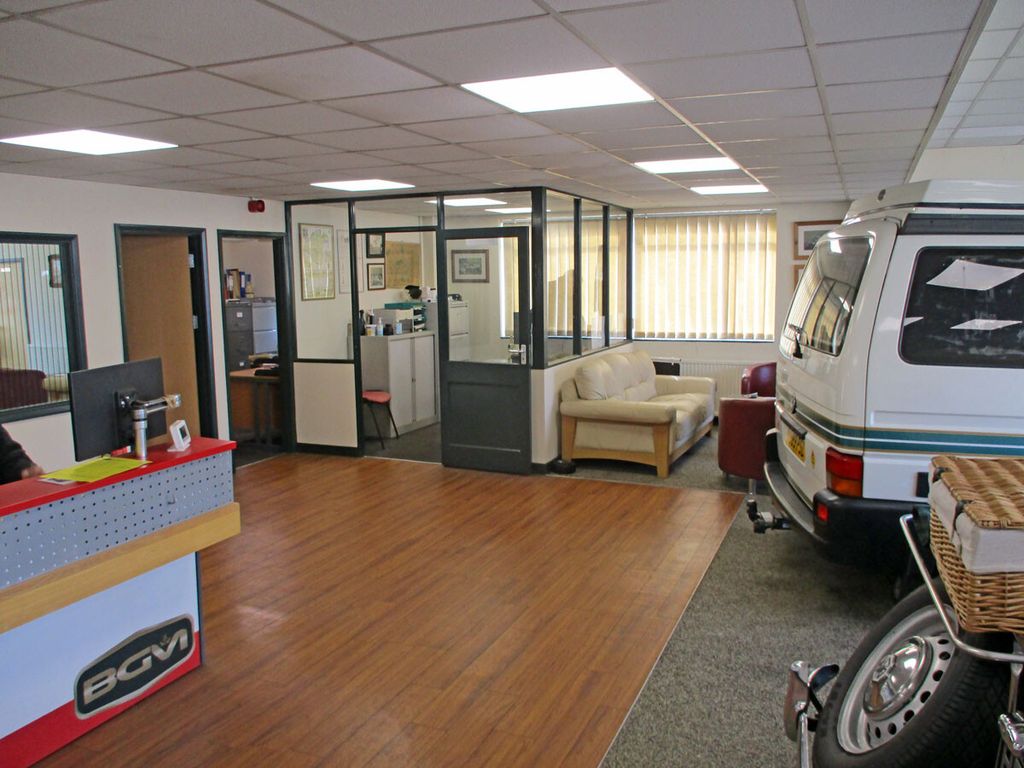 Property photo 3 of 7 Ben Greig Motors, Wadhurst
