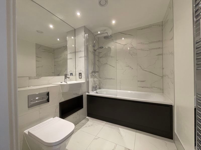 Property photo 3 of 6 Photo 7