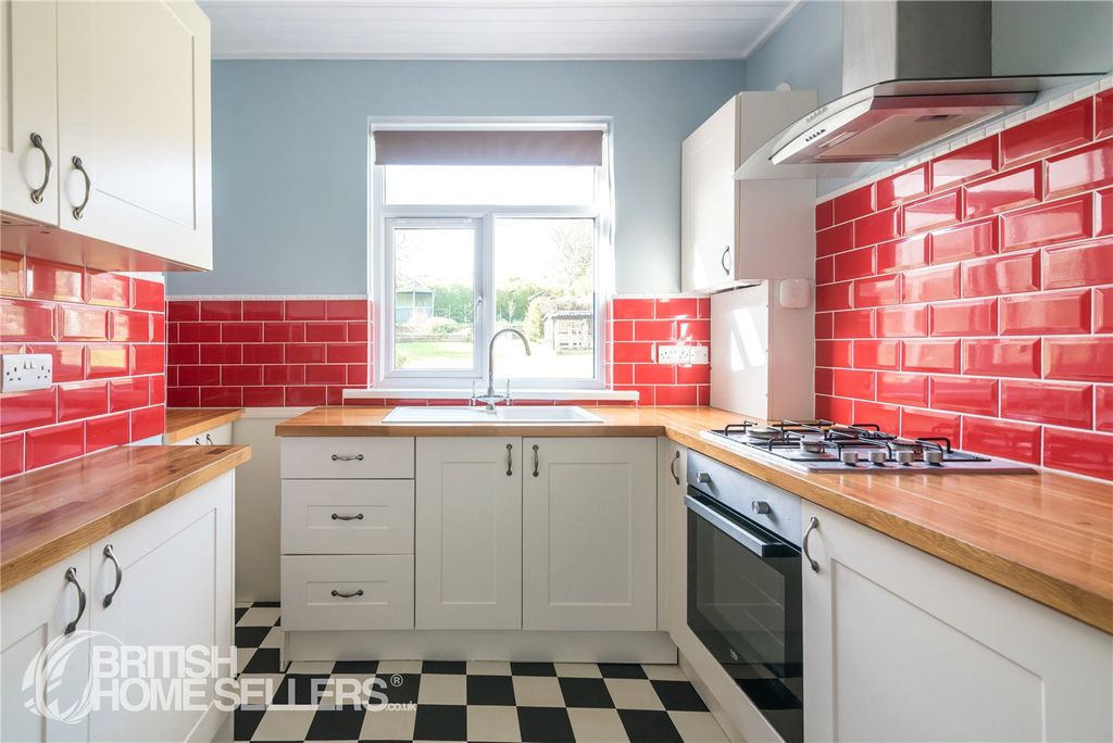 Property photo 2 of 15 Picture No. 08