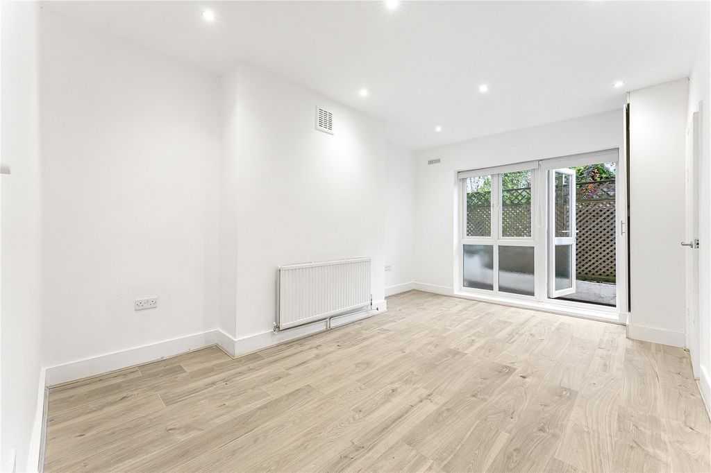 Property photo 2 of 13 Reception Room