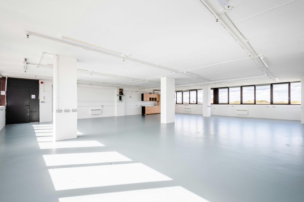 Property photo 1 of 10 Regent Studios 76 - Low Res  3.Jpg