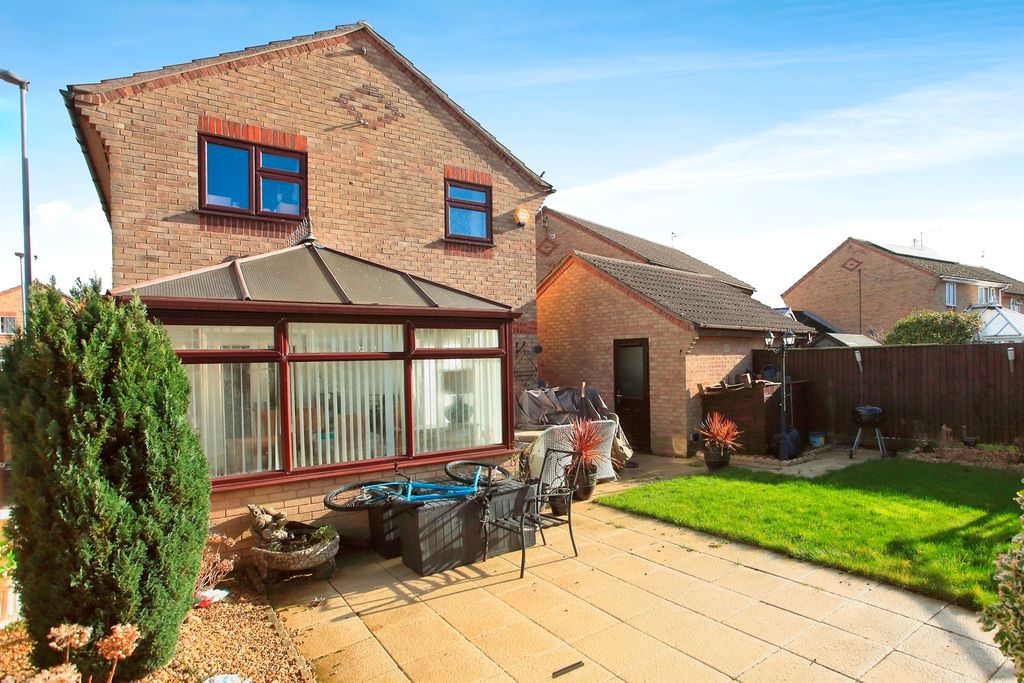 Property photo 1 of 13