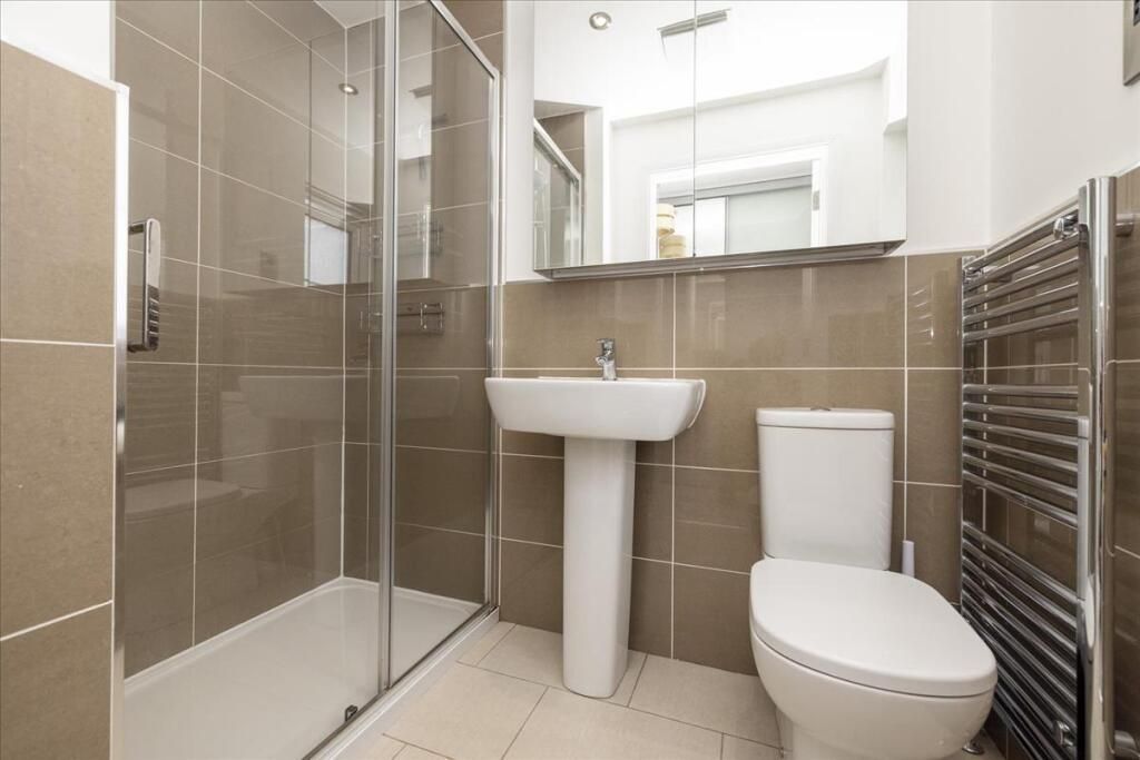 Property photo 3 of 3