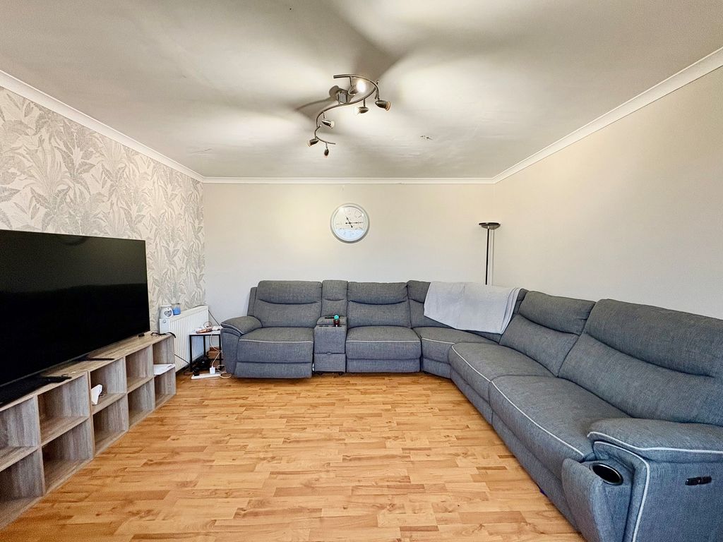 Property photo 2 of 10 Not Specified