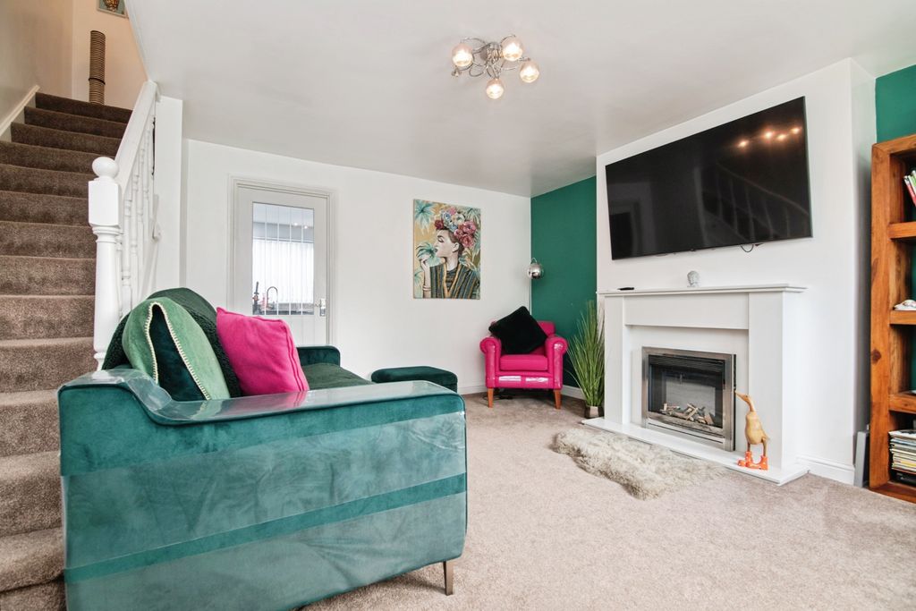 Property photo 2 of 15 Living Room