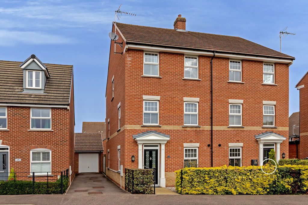 Property photo 1 of 31