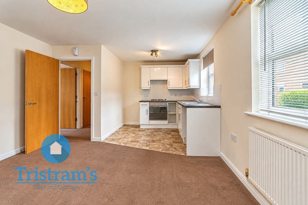 Property photo 2 of 14