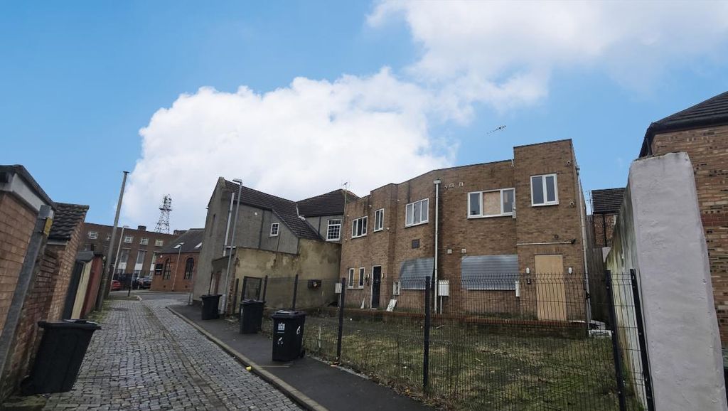 Property photo 1 of 2 B5811d34-0381-11F1-Aab6-0242Ac110002-1140.Jpg