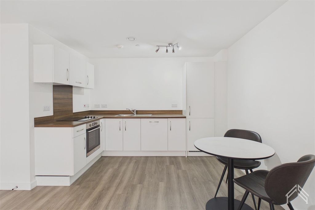 Property photo 2 of 13 2.Jpg