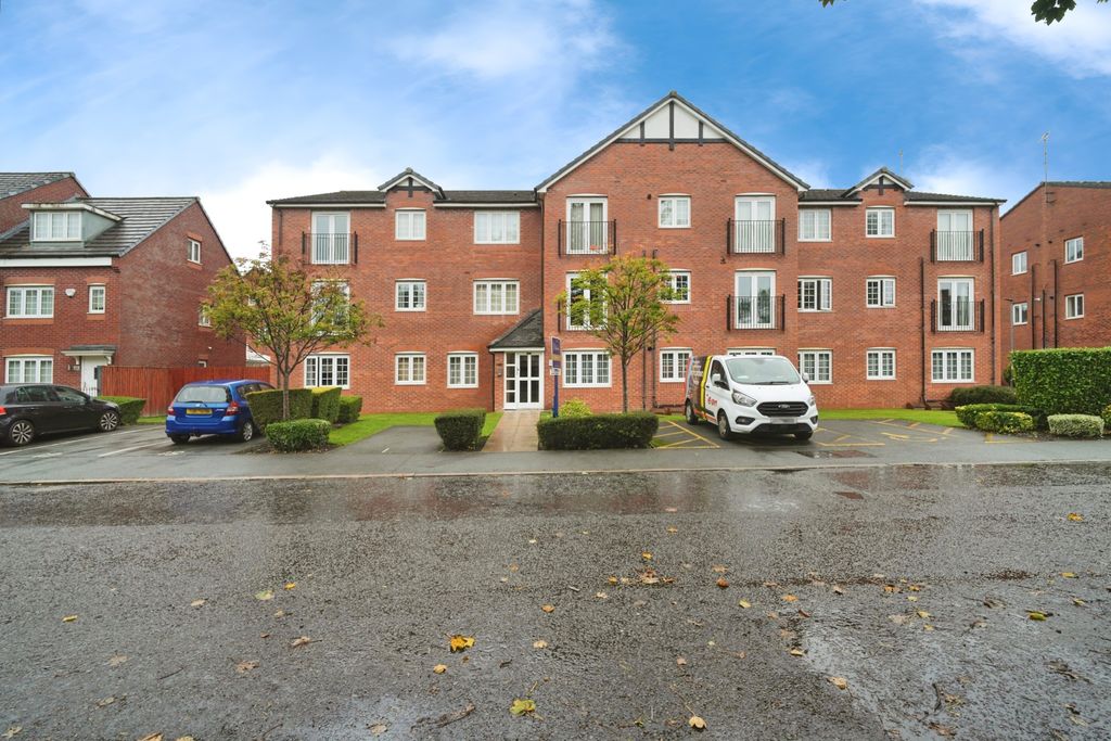 Property photo 1 of 15