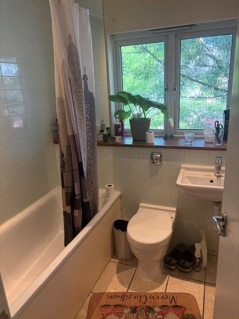 Property photo 3 of 8 Photo 1