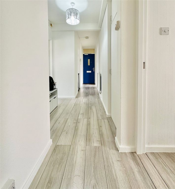 Property photo 2 of 16 Picture No. 02