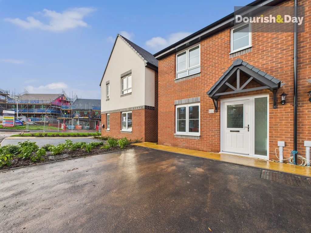 Property photo 1 of 13 Exterior Front