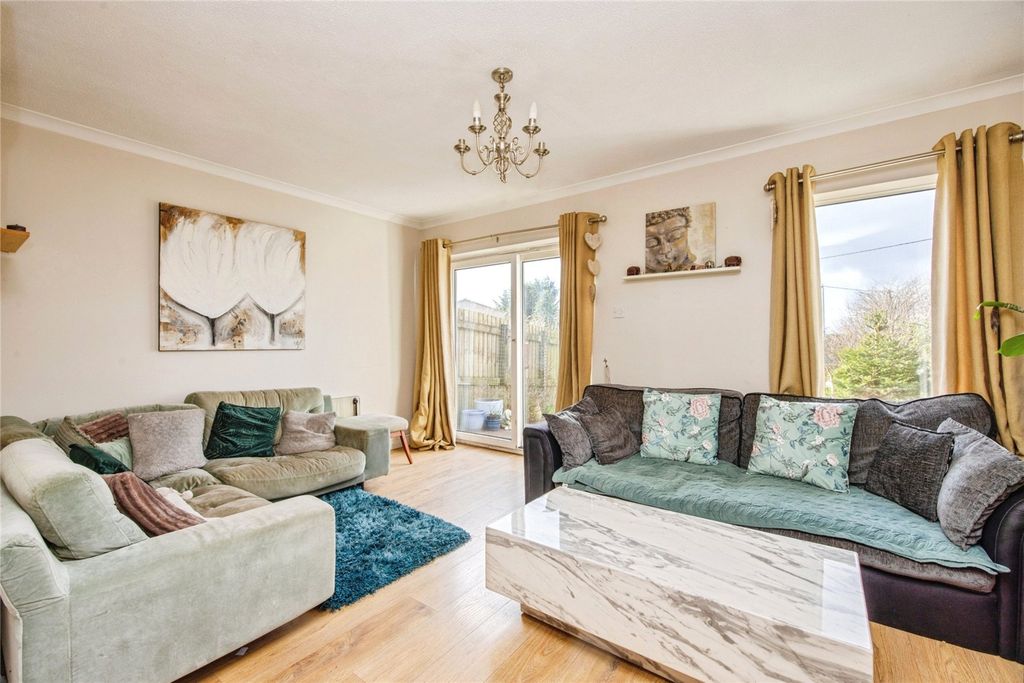 Property photo 3 of 15 Picture No. 25