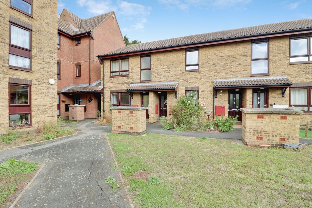 Property photo 1 of 6