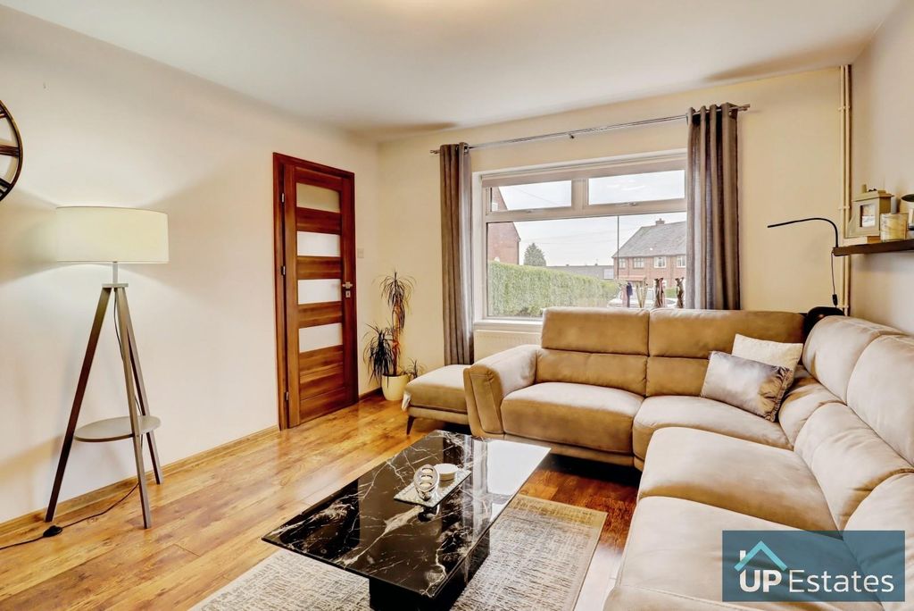 Property photo 2 of 16 Living Room