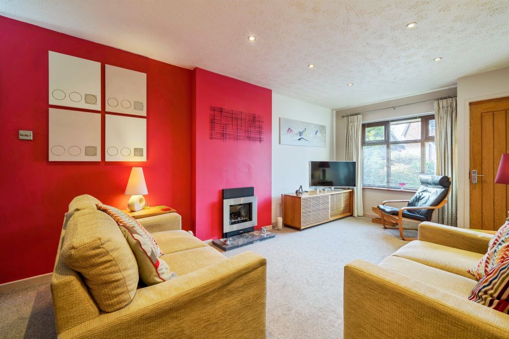 Property photo 3 of 15