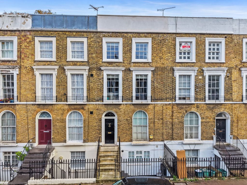 Property photo 3 of 16