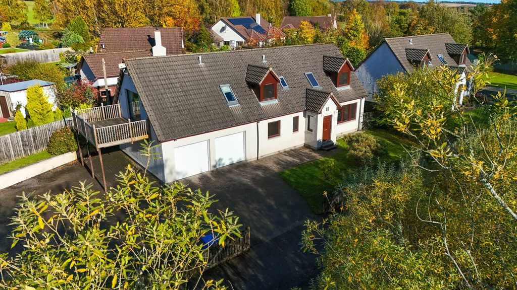 Property photo 1 of 39