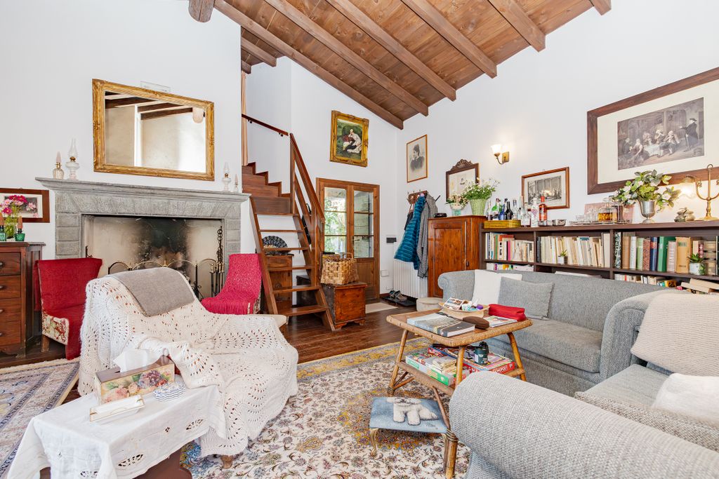 Property photo 3 of 78