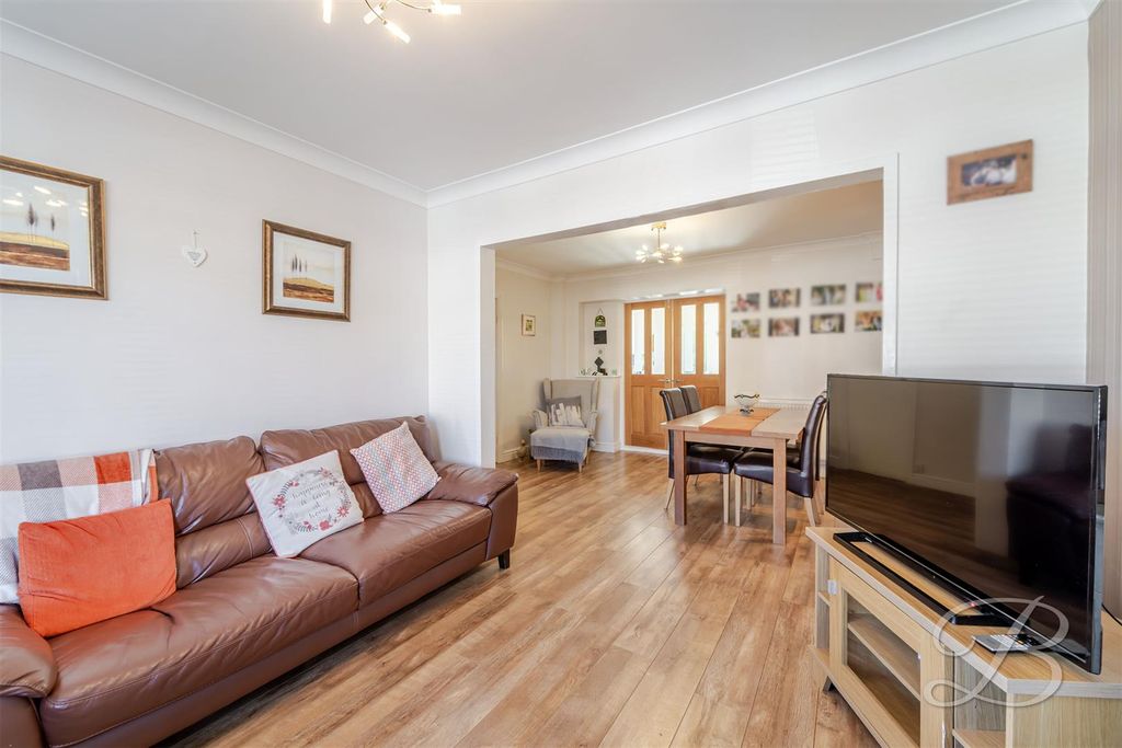 Property photo 3 of 37 Ccltd-12.Jpg