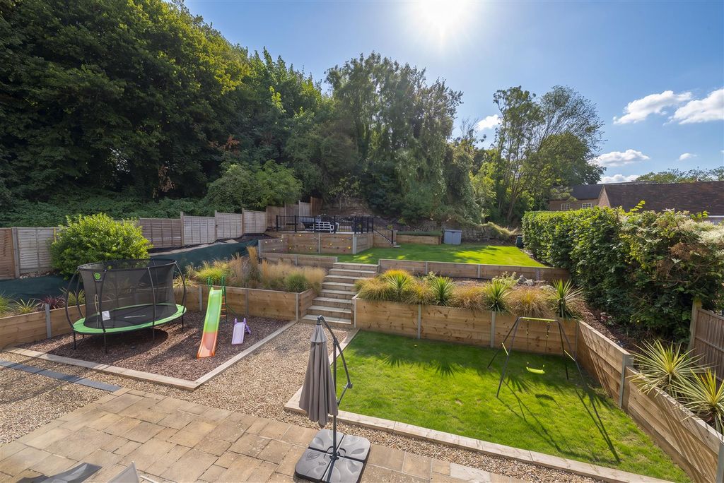 Property photo 2 of 30 26