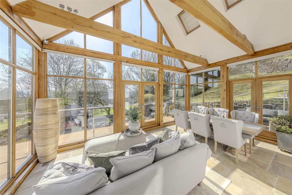 Property photo 3 of 63 Conservatory
