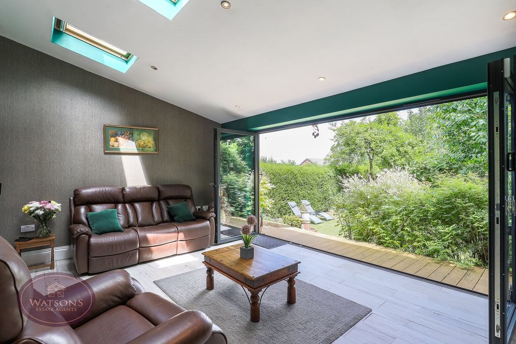 Property photo 2 of 38