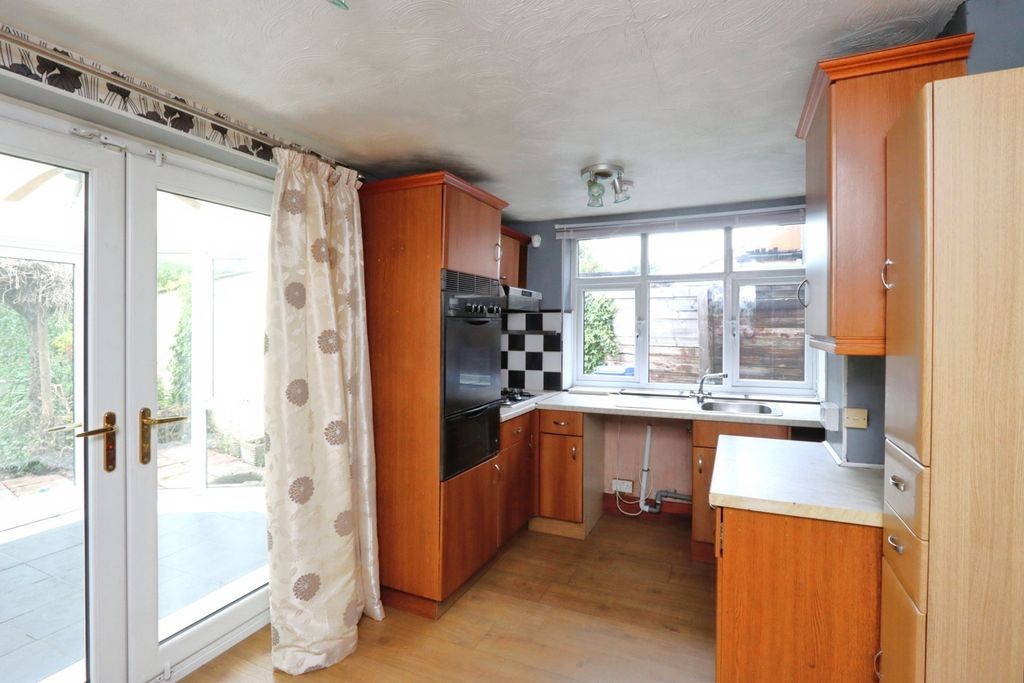 Property photo 2 of 17 Photo