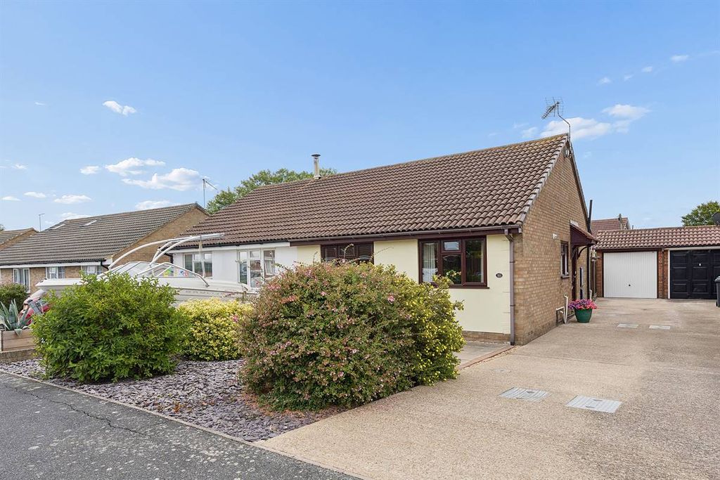 Property photo 1 of 16
