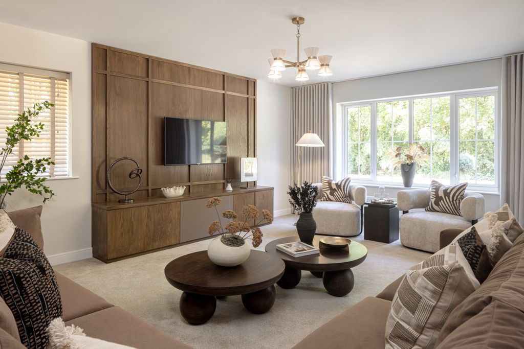 Property photo 3 of 12 The Blenheim