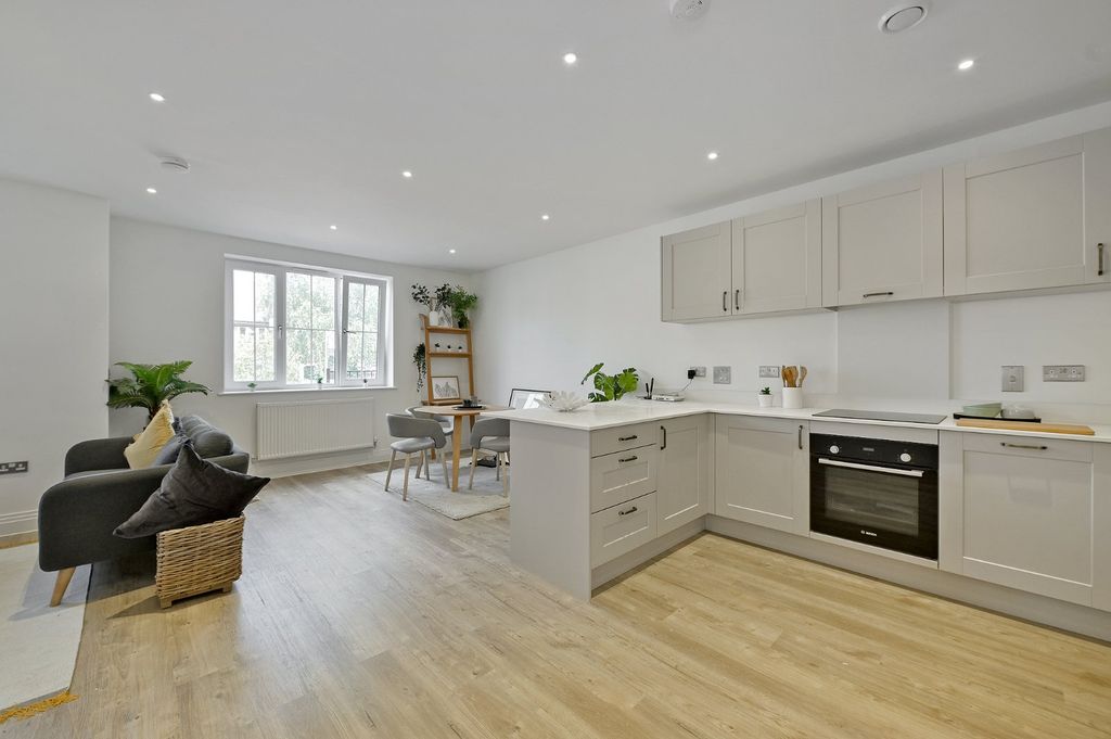 Property photo 2 of 10 Picture No. 02
