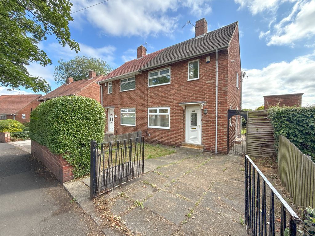 Property photo 1 of 18 External