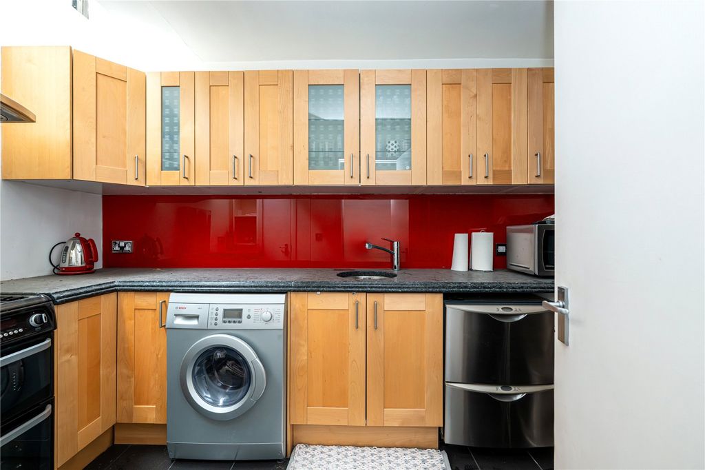 Property photo 3 of 18 Picture No. 03