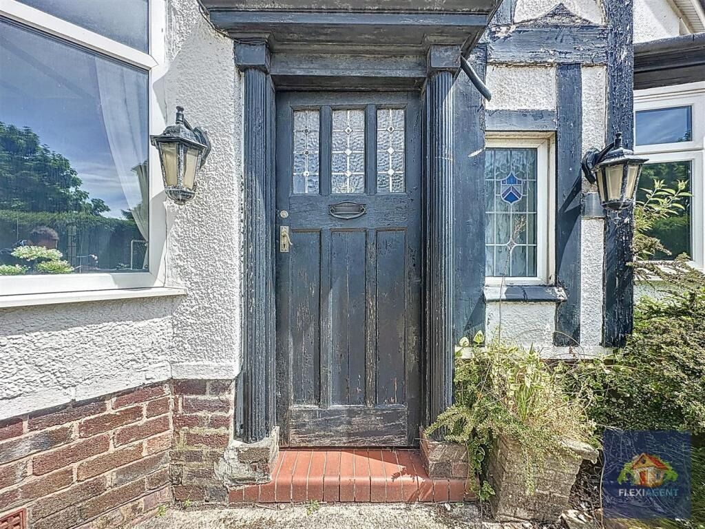 Property photo 2 of 48 4309433