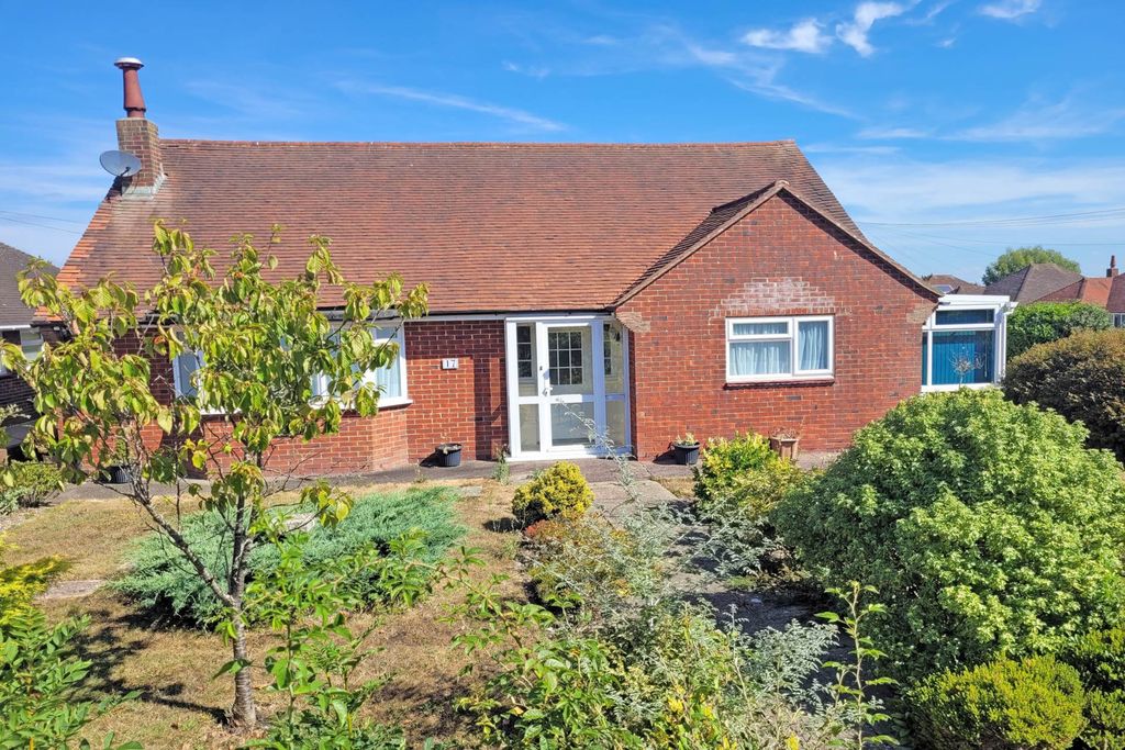 Property photo 1 of 17