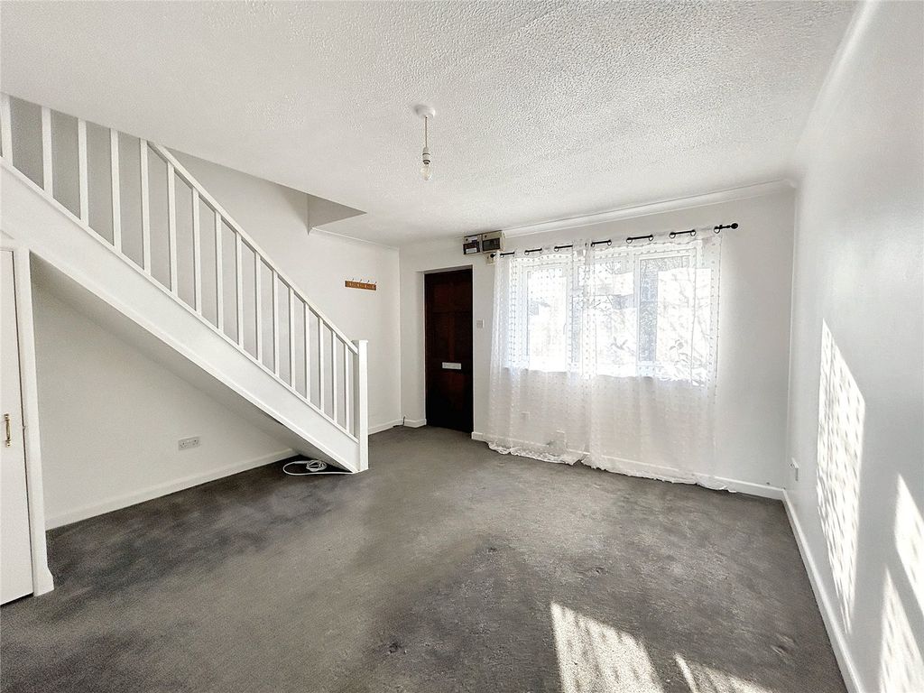 Property photo 2 of 19 Picture No. 02